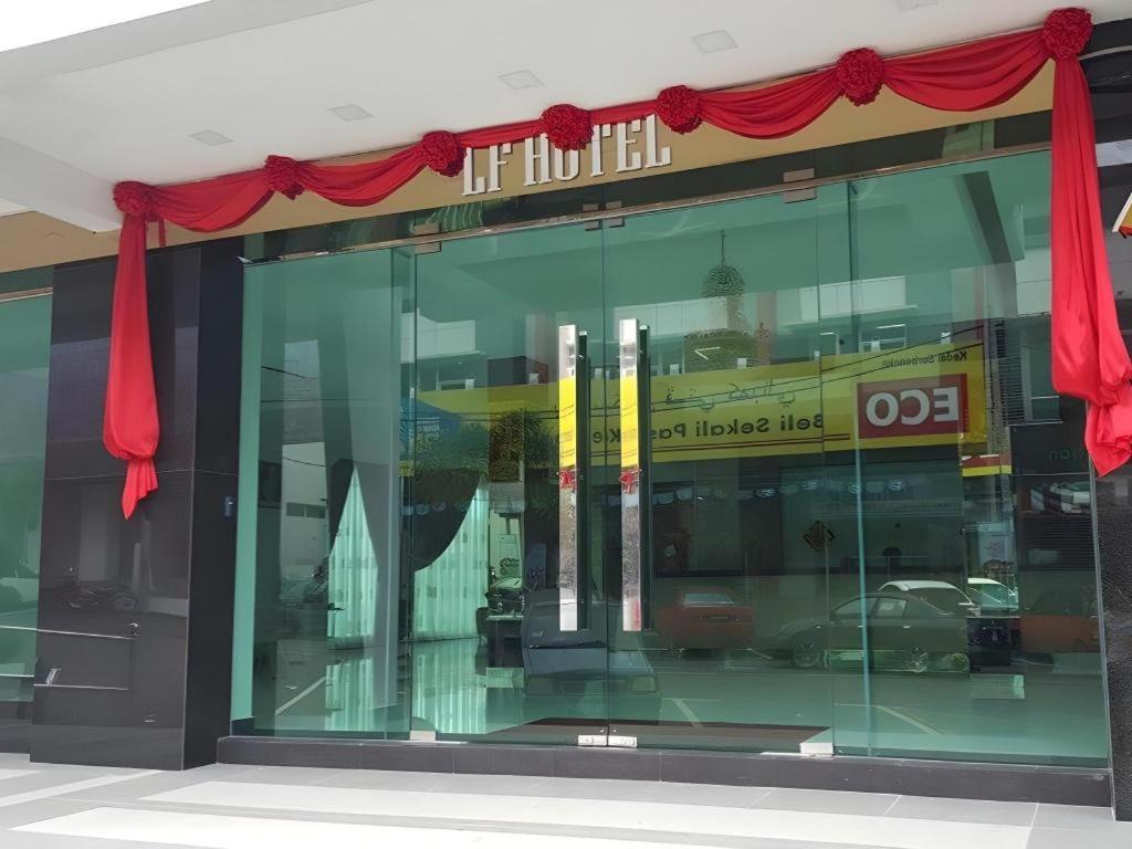 Lf Hotel Tapah Экстерьер фото