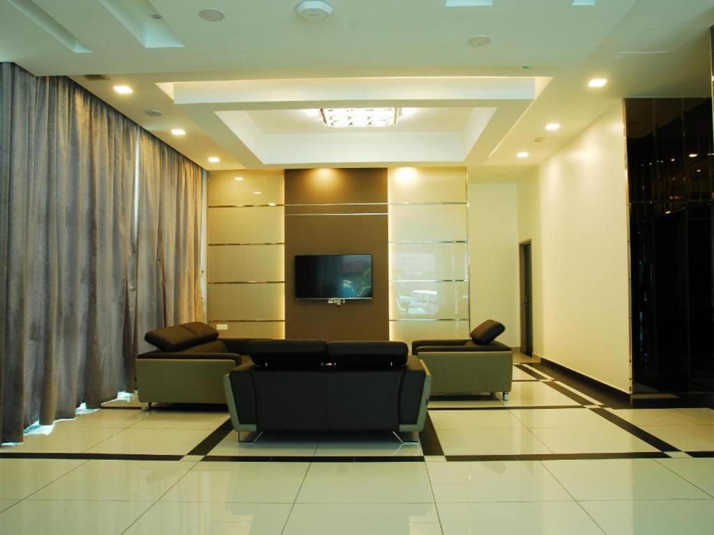 Lf Hotel Tapah Экстерьер фото