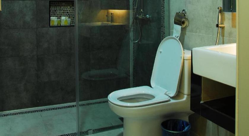 Lf Hotel Tapah Экстерьер фото