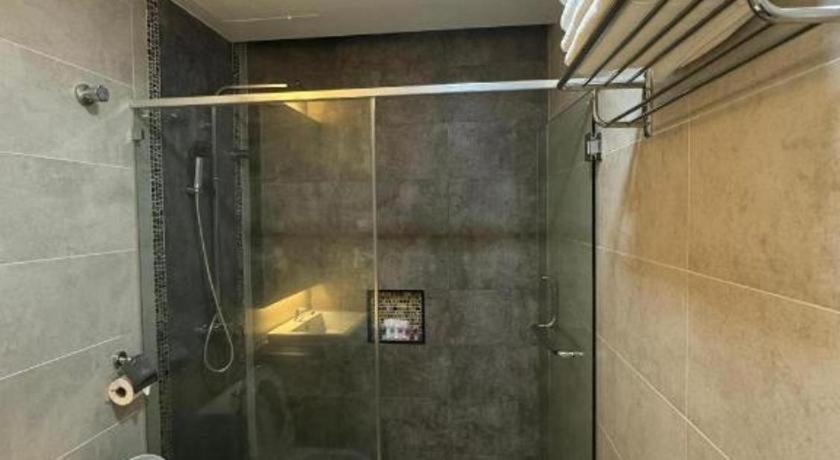 Lf Hotel Tapah Экстерьер фото