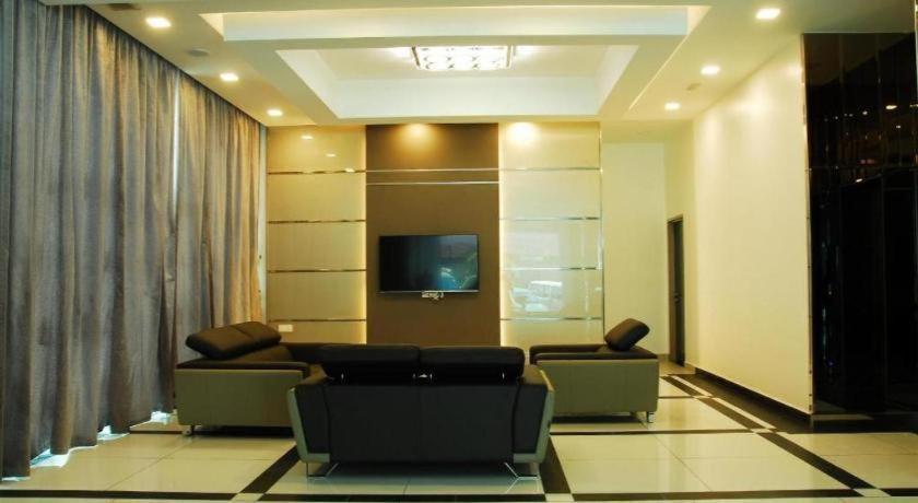 Lf Hotel Tapah Экстерьер фото