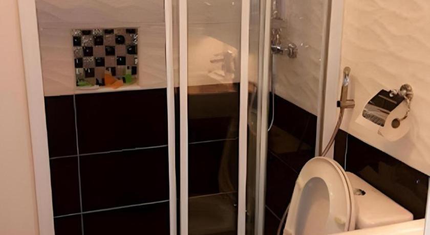 Lf Hotel Tapah Экстерьер фото