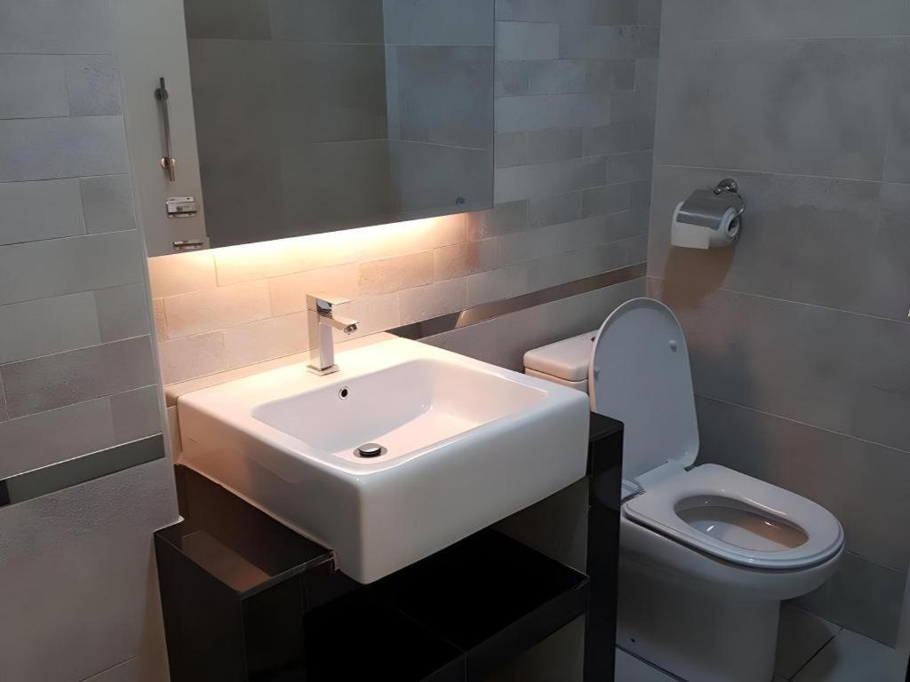 Lf Hotel Tapah Экстерьер фото